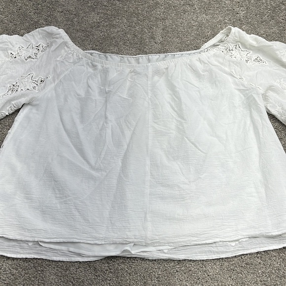 Lane Bryant White Crochet Off Shoulder Lined Boho Peasant Top Women’s 18/20 - Picture 6 of 11